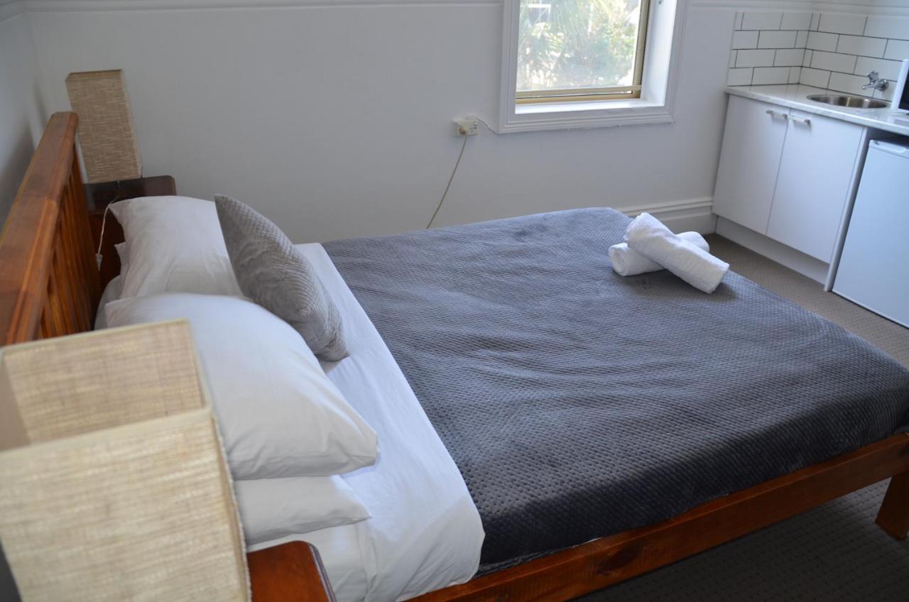 Manly Sandy Bottoms Guesthouse מראה חיצוני תמונה